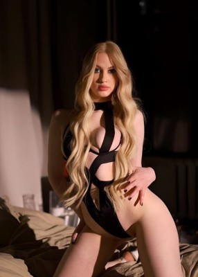 Проститутка Долли